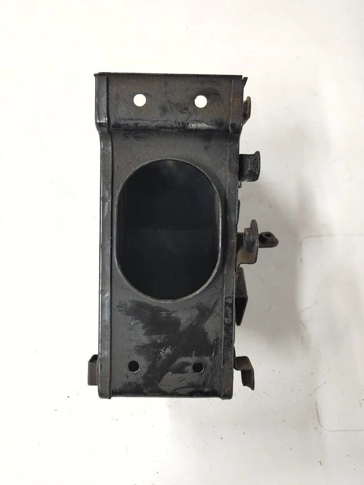 Carcasa de caja de aire Suzuki GS400 1977 Foto 3 de 4