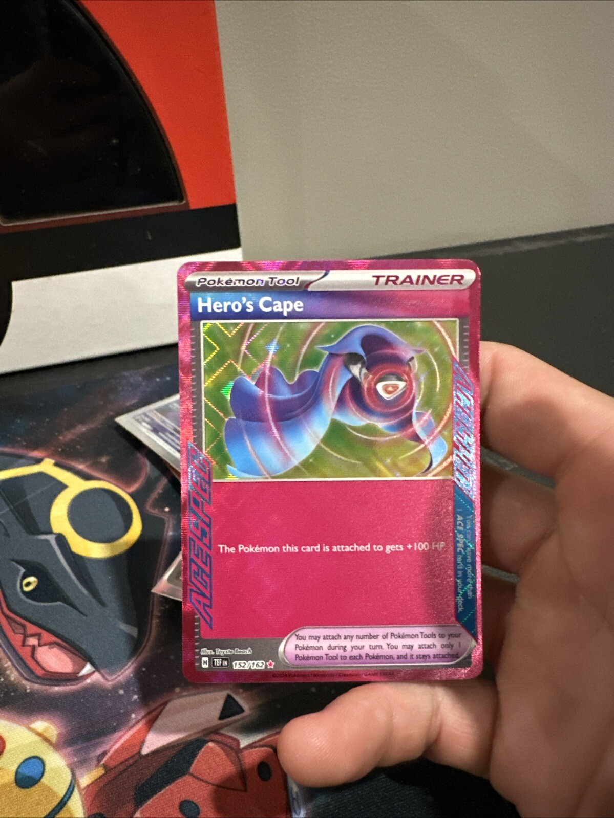 Pokémon TCG Hero's Cape Scarlet & Violet-Temporal Forces 152/162 Holo , Mint