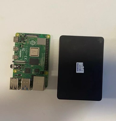 Raspberry Pi 4 8GB Bundle: Pi Board, FLIRC Case, 128GB SD