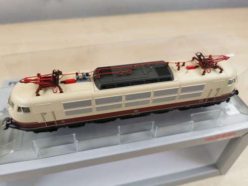 Märklin 39579 E-Lok BR 103 DB T7497 - Bild 14 von 24