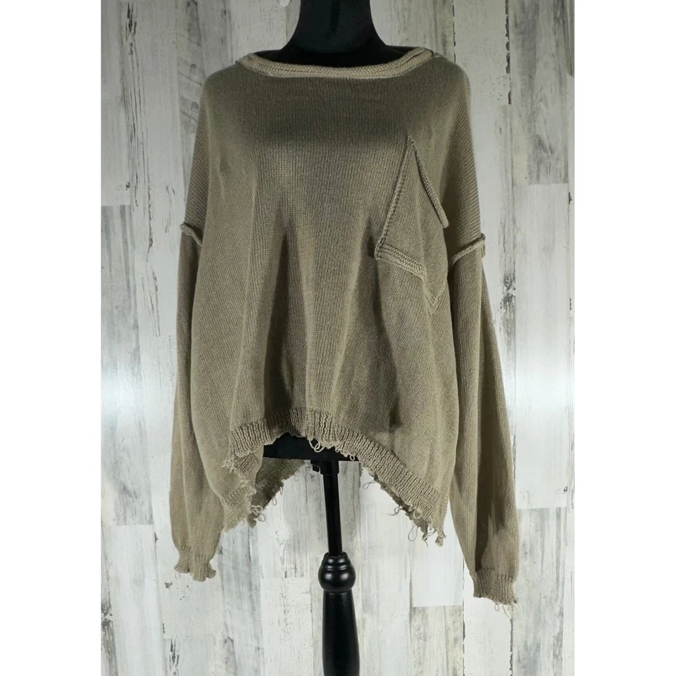 Suéter tejido caballete tostado mediano de gran tamaño holgado desgastado deshilachado bolsillo en el pecho Foto 4 de 4