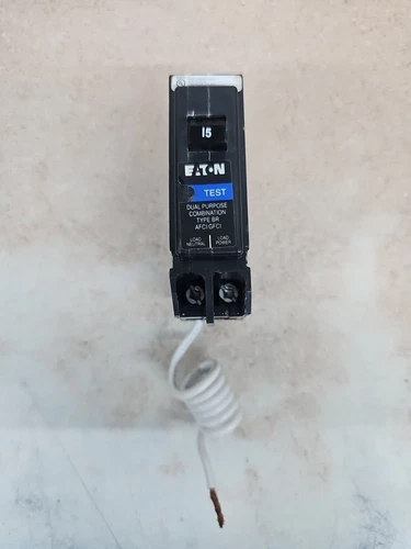 Eaton  BRAFGF115 Circuit Breakers  BR 1P 15A 240V 1Ph Chipped