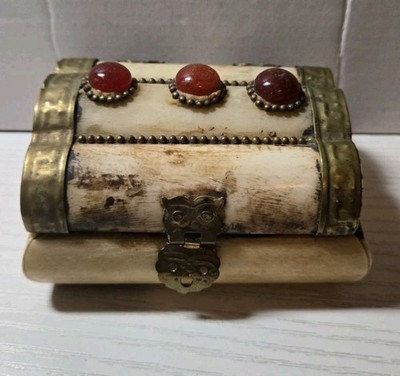 Camel Bone Trinket Jewelry Box with Faux Jeweled Decor TB76