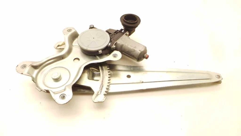 08-14 REGULADOR VENTANA PUERTA TRASERA LADO CONDUCTOR SCION XD Foto 3 de 4