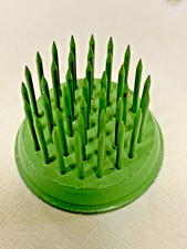 VTG MCM VOGUE FLOWER HOLDER W/ Sharp Metal Spikes Very Small Green Frog 0 EXC