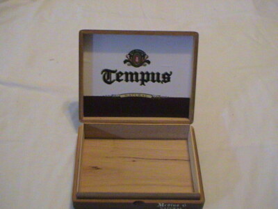 VINTAGE TEMPUS MEDIUS 6 NATURAL ALEC BRADLEY WOOD CIGAR BOX WITH BRASS HINGES 