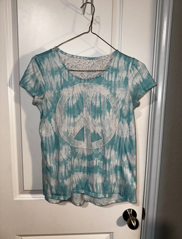 Girls Size 14 Shirt 