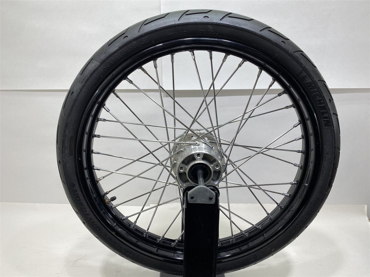 Harleyです。 P2 21尺 Harley-Davidson Softail Dyna Laced Front Wheel 21x2.15 Black