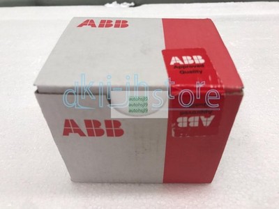 ONE ABB DX522 1SAP245200R0001 PLC I/O Module New