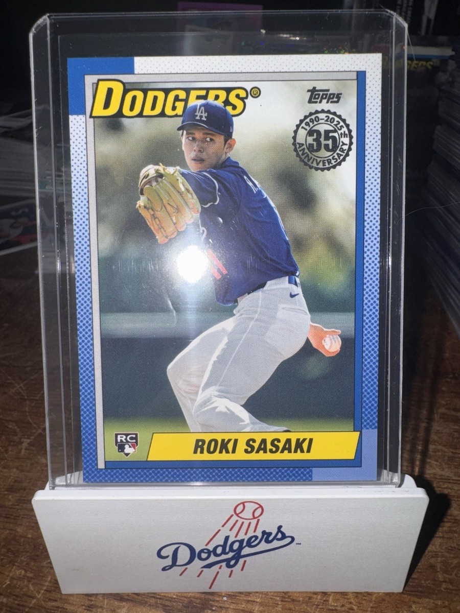2025 Topps Series 2 35th Anniversary Roki Sasaki Los Angeles
