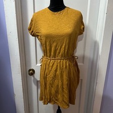 Old Navy Mustard Short Sleeve Dress with Tie Waist in S