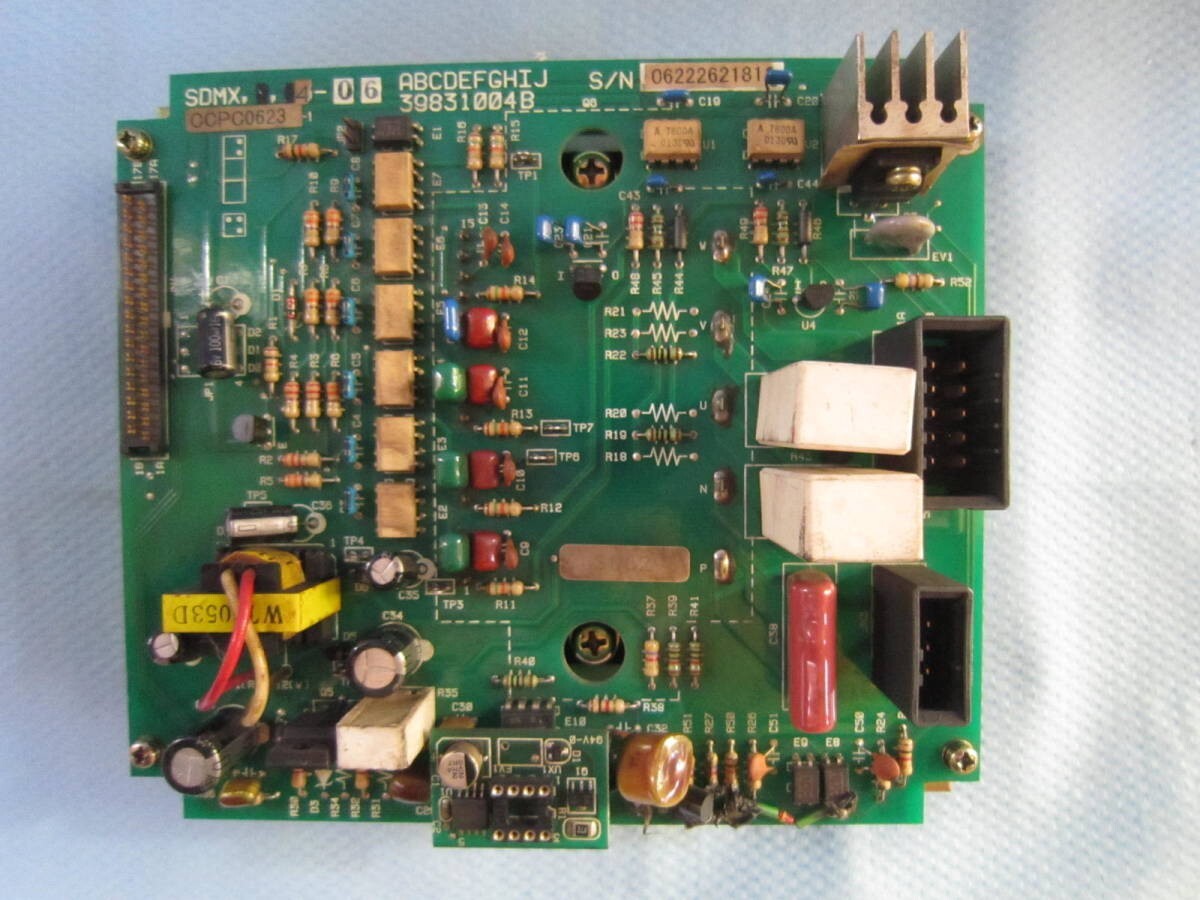 Mitsubishi 39831004B SDMX 4-06 S/N 0622262181 DRIVE Control Board 