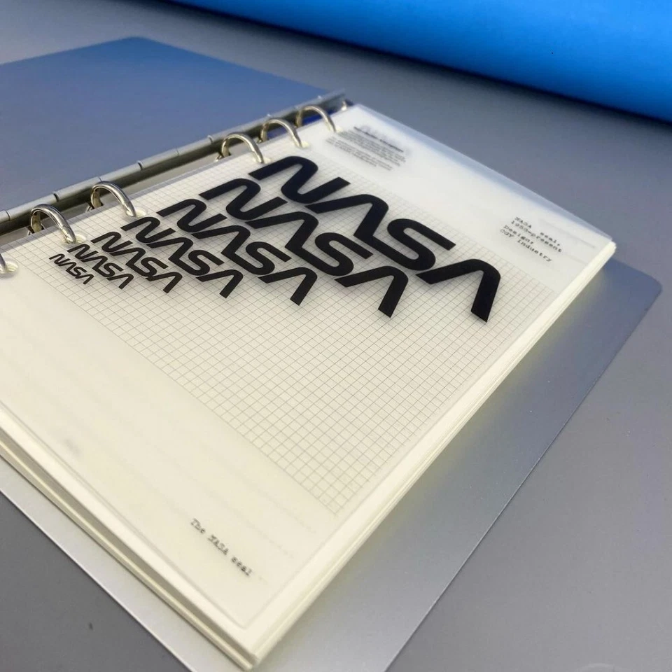 Cuaderno de la NASA, cubierta de metal, bloc de notas, bloc de notas de la NASA, logotipo espacial de la NASA Foto 3 de 4