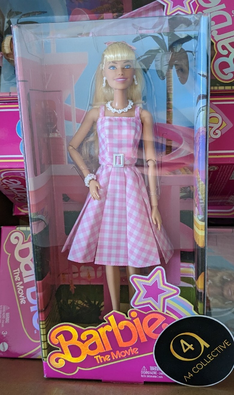 Barbie The Movie Collectible Doll, Margot Robbie as Barbie in Pink