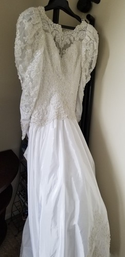 NEW MORI LEE Size 8 White Wedding Dress 1999 Long Train Sequins Beaded Ruffles - Picture 11 of 12