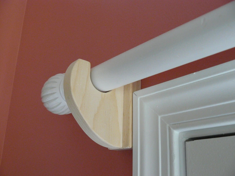 Small 1 1/2 inch Hole Rod Holder with Niche - Image 2 of 4