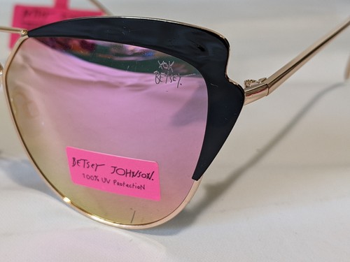 Betsey Johnson Gold Black top Rim Cat Sunglasses - Picture 3 of 4