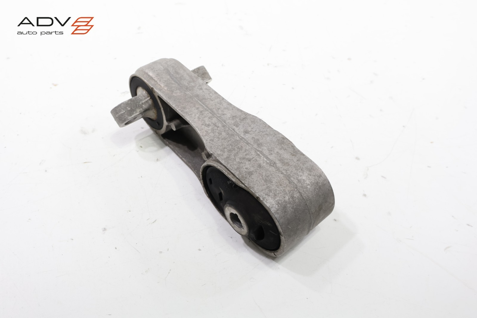 2014 - 2020 BMW i8 I12 1.5L ENGINE MOTOR MOUNT BRACKET SUPPORT OEM