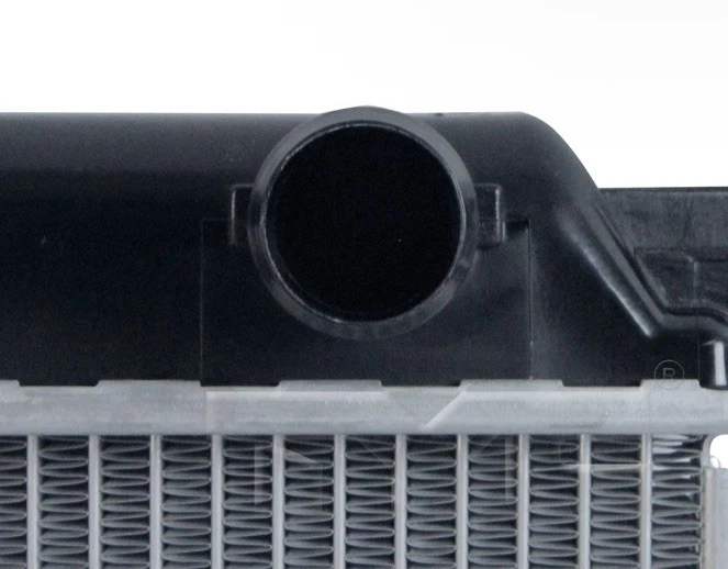 Radiador 2707 para GMC Canyon Chevy Colorado 2.8 2.9 3.5 3.7 Foto 3 de 4