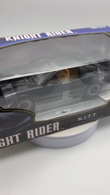 Skynet Aoshima 1/18 KNIGHT RIDER K.I.T.T. ,PVONG FLASHER Diecast