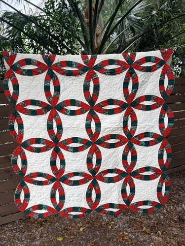 Vintage Handmade Double Wedding Ring Quilt Red Green Patchwork Cotton 58x50
