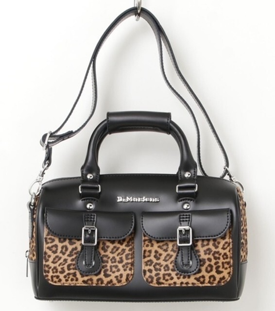 Dr. Martens KIEV LEOPARDHAIRON Top Handle Bags BLACK LIGHT
