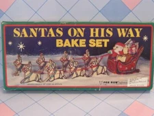 VTG METAL 3D Cookie COOKY Cutters Set 5pc W box 1981 FOX RUN SANTA ON HIS SLEIGH