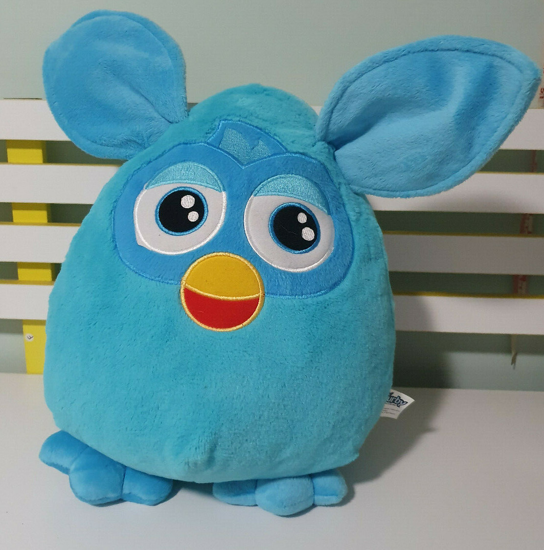 Furby 新品未使用 青色 BLUE FURBY PLUSH TOY HASBRO A MIND OF IT'S OWN 40CM | eBay