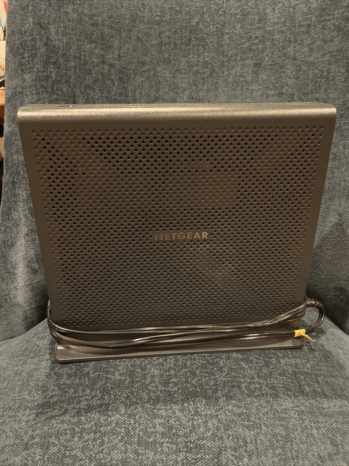 Netgear C7100V Nighthawk AC1900 WiFi Cable Modem Router - Image 2 of 4