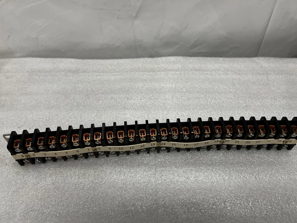 Curtis H-26 Terminal Block 600V Heavy Duty CDM Series - Image 2 of 4