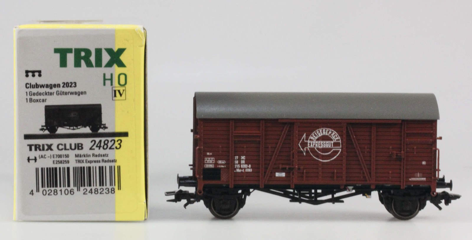 Trix by Marklin HO #24823 Club Car 2023,  New in Box