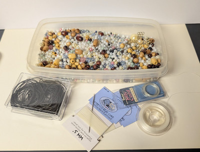 Loose Bead and String Lot, Lots of Variety in a Plastic Case 1.5lbs Total Weight