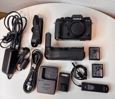 Fujifilm X-T2 24.3MP Camera  FUJIFILM XF 18-55mm f/2.8-4 R LM OIS - EXCELLENT