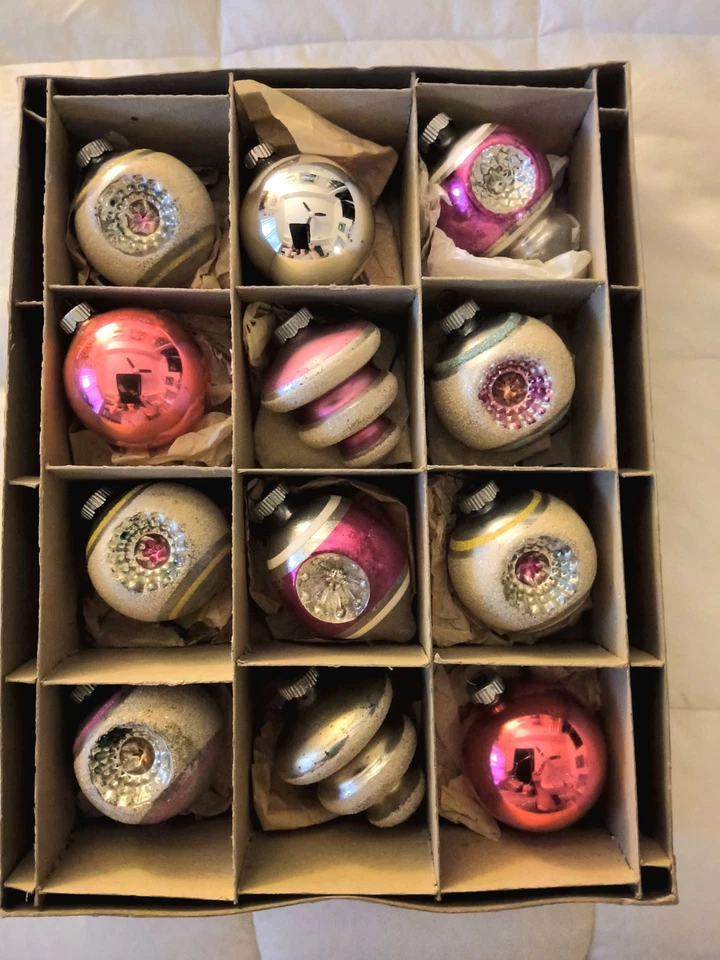 Vintage Shiny Brite Christmas Ornaments Indents Tornado 1930s W/Original Box  - Image 3 of 4