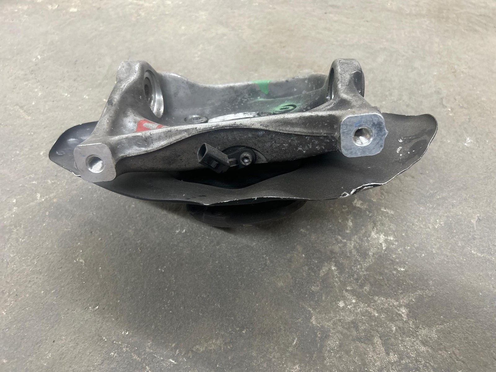 Audi R8 V10 Front Left Side Spindle Knuckle 420407245F 2008 - 2015 (MK)