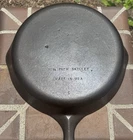 Unmarked Wagner Ware  #10 Cast Iron Skillet