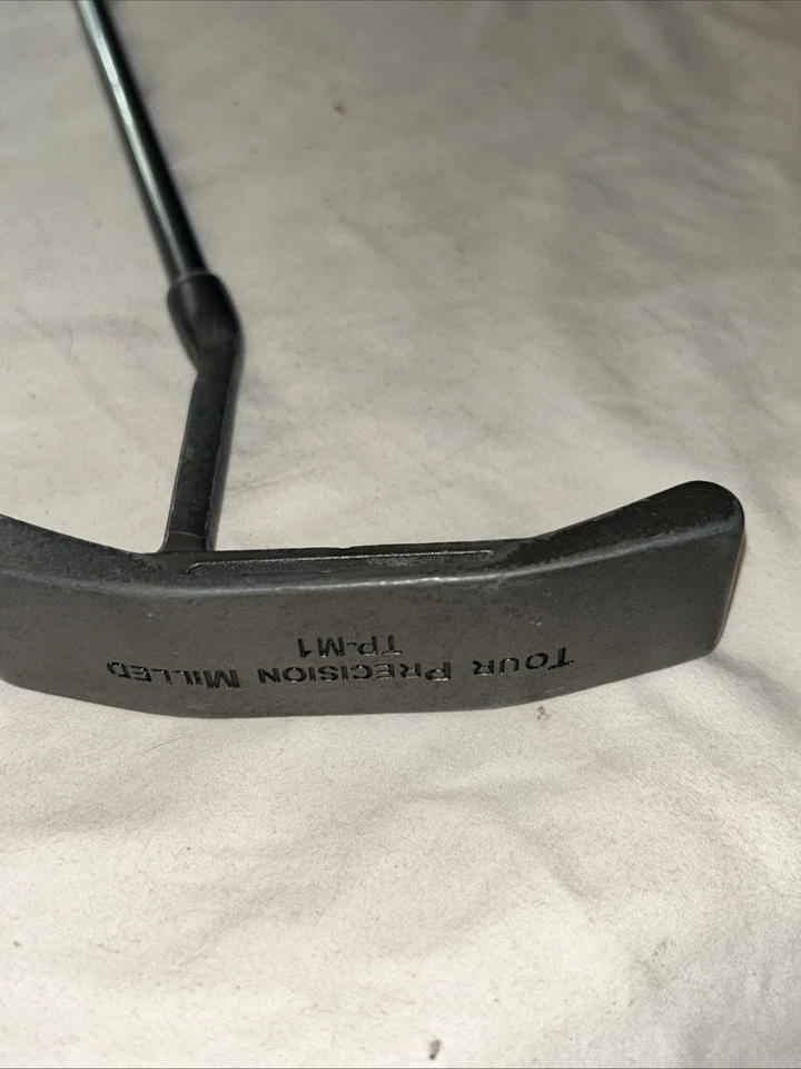 Spalding Tour Percision Milled TP-M1 (34 1/2”) Putter Graph Tour Precision Shaft - Image 3 of 4