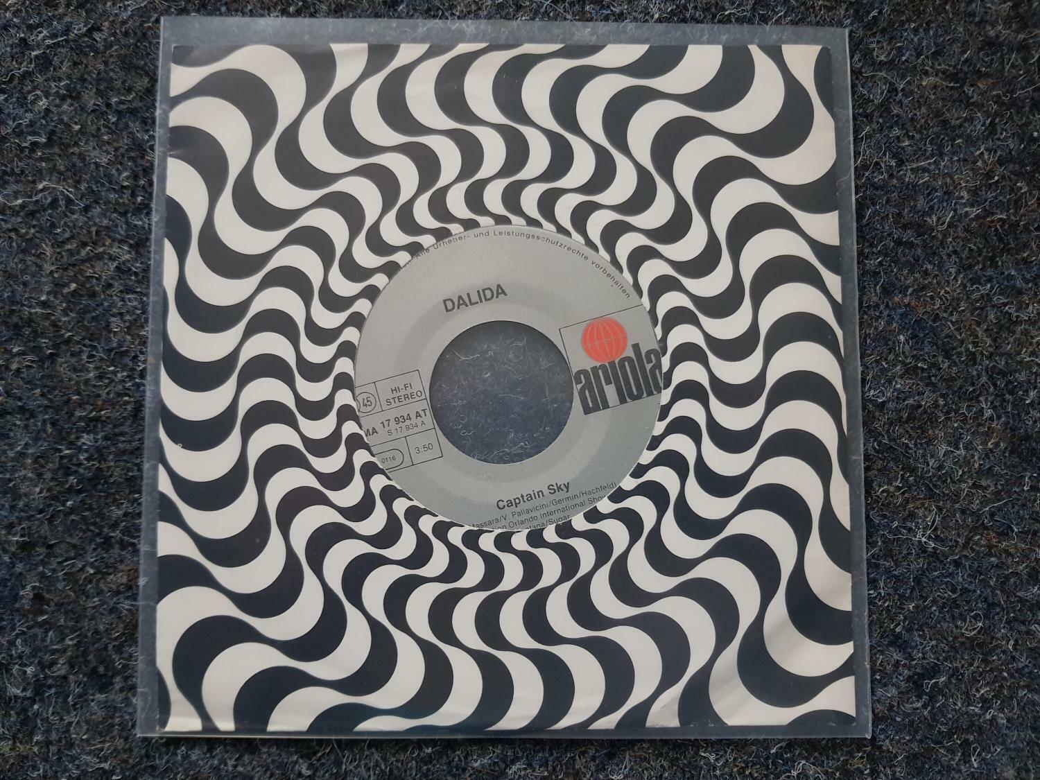 7"" Single Vinyl Dalida - Captain Sky SUNG IN GERMAN