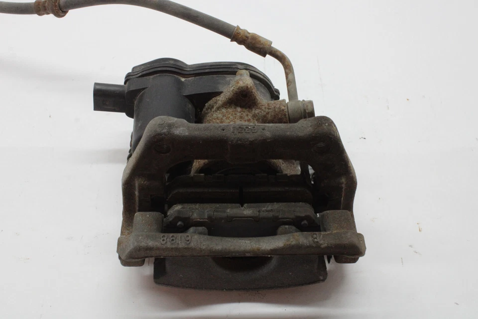 Honda HR-V 2017 pinza de freno trasera derecha OEM 16 17 18 19 20 Foto 4 de 4
