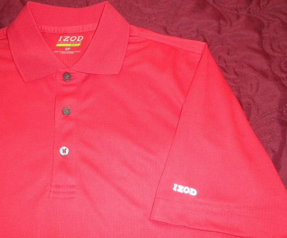 全新 IZOD 3 按钮翻盖高尔夫衬衫 女式 性能 Polo 红色 尺寸 S/P - 减少 — 第 3/4 张图片