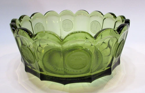 Vintage 1970's Green Fostoria Coin Glass 3x7 Scallop Rim Serving Bowl Candy Dish