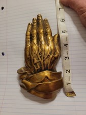 Praying Hands Life Symbols Keepsake Batesville Casket Casket Corner 1999 Gold