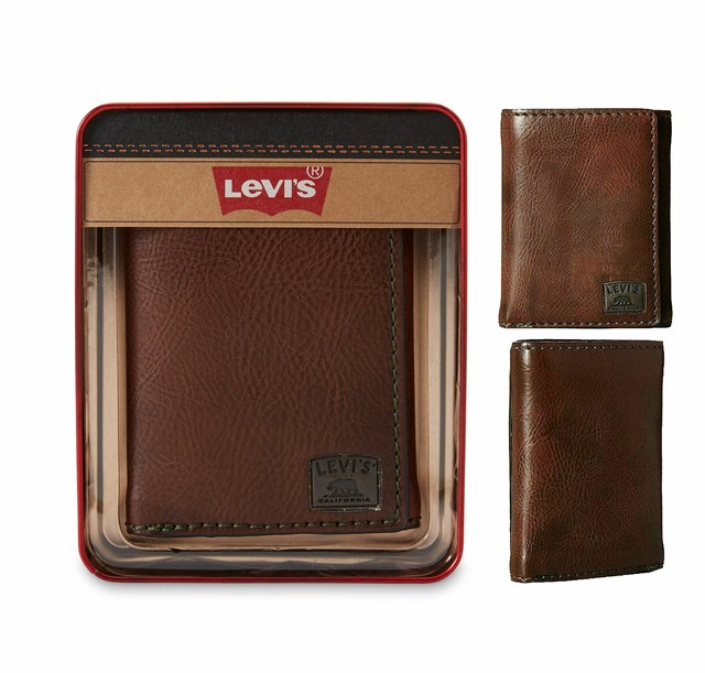 levis card holder
