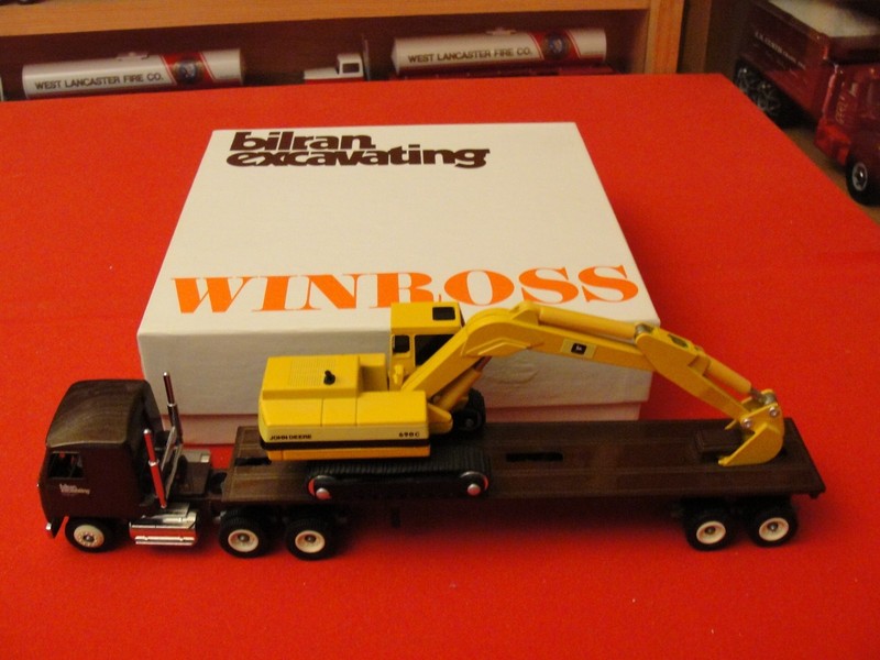 Winross Bilran Excavating John Deere Backhoe '89 New Holland, PA