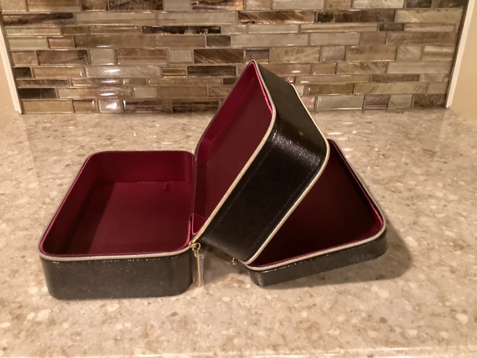 Lancome ~ черный текстурированный чехол для поезда ~ на молнии 2 уровня органайзер для макияжа 9 x 5,5 x 5 - Изображение 4 из 4