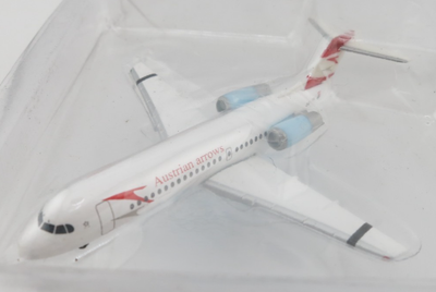 Herpa Austrian Arrows Fokker 70 Model - 1:500 - 509336 | eBay