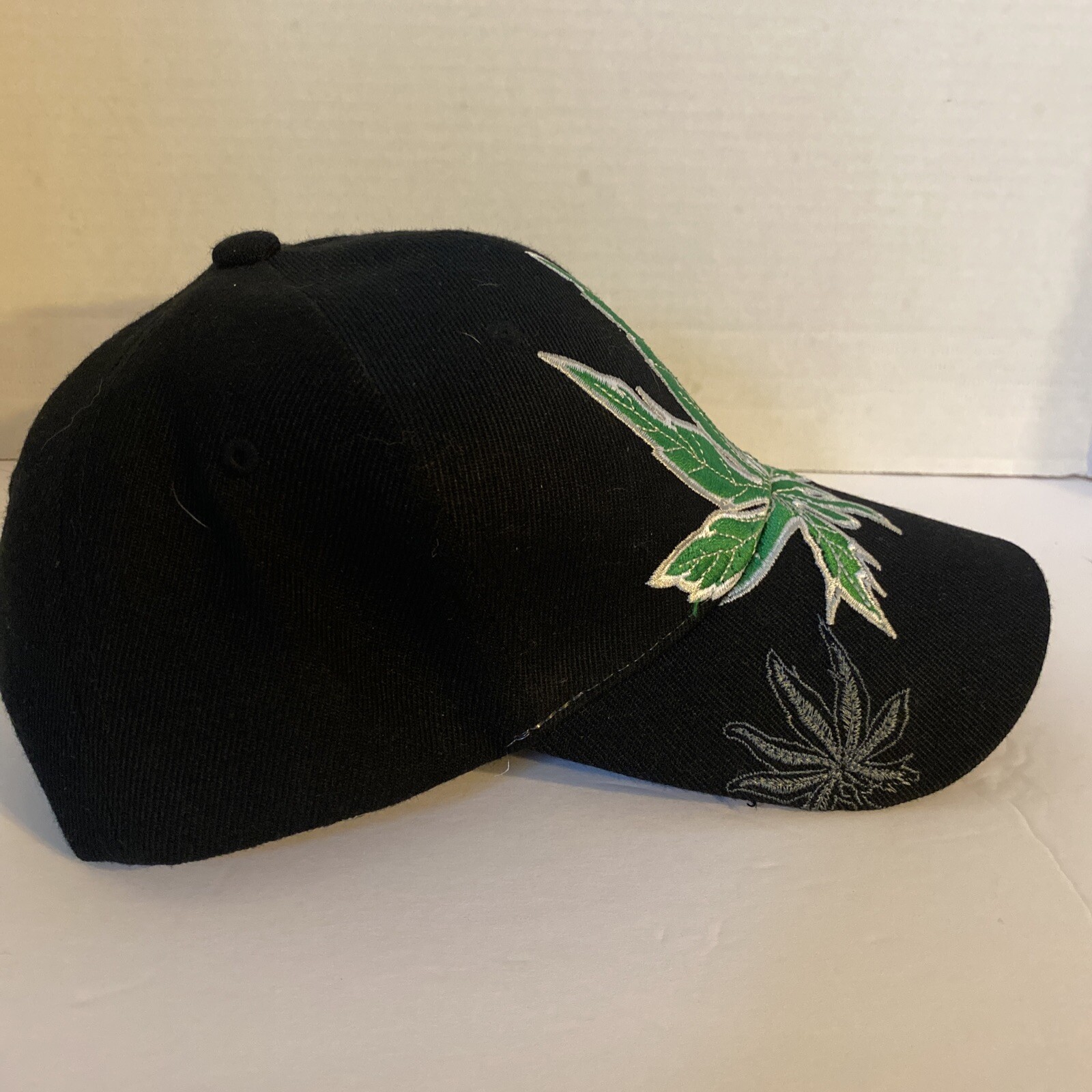 Marijuana Leaf Adjustable Baseball Hat- Black and… - image 3