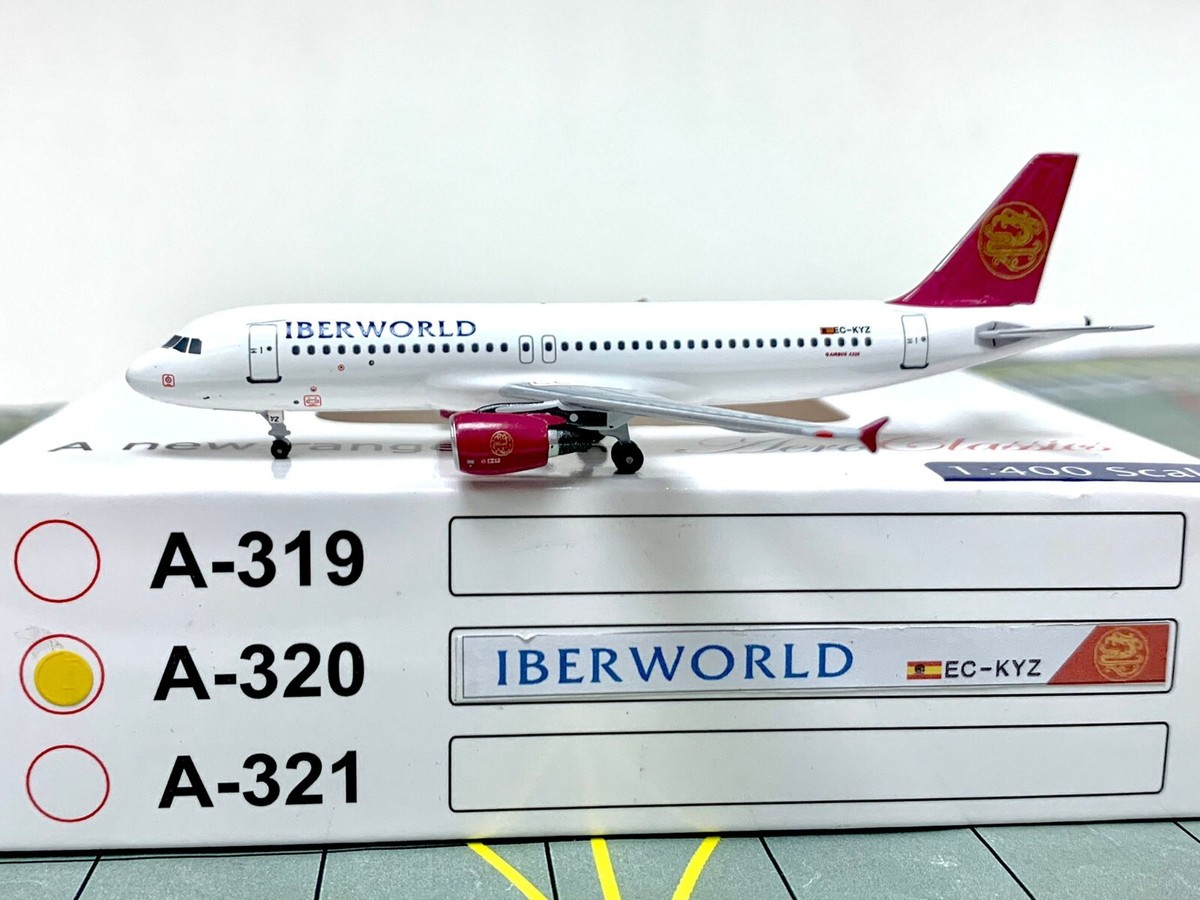 AeroClassics　飛行機模型　1/400 Aeroclassics 1 400 China Southern Airlines Airbus A320 NEO B