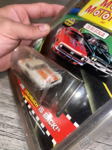 MODELO MOTOR T-JET SLOT CAR HO '69 CHEVY CAMARO OFICIAL PACE CAR NUEVO - Imagen 16 de 21