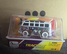 Auto World XTraction HO Slot Car 46: 1965 VW Samba Bus, Peace and Love Chase